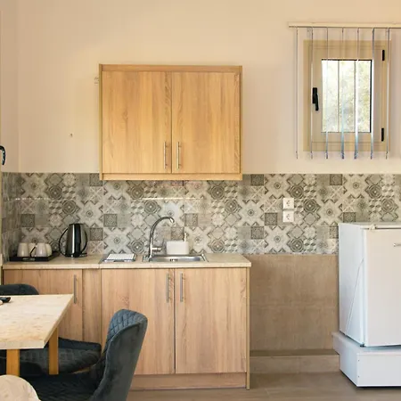 Evoikos & Livanátai