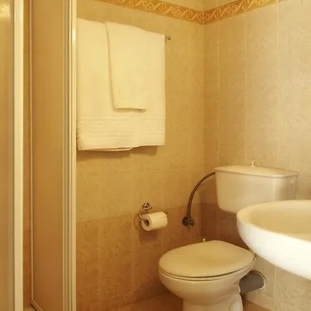 Evoikos & Guest house