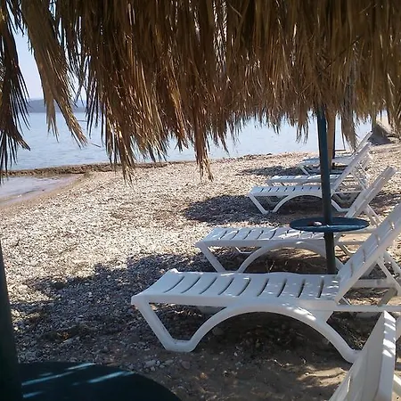 Evoikos & Guest house Livanatai