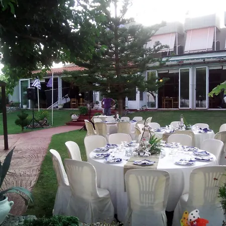 Evoikos & 4* Livanátai