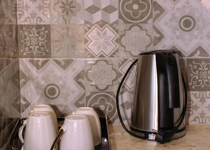 Evoikos & Guest house