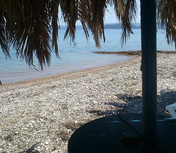 Evoikos & Guest house 4*